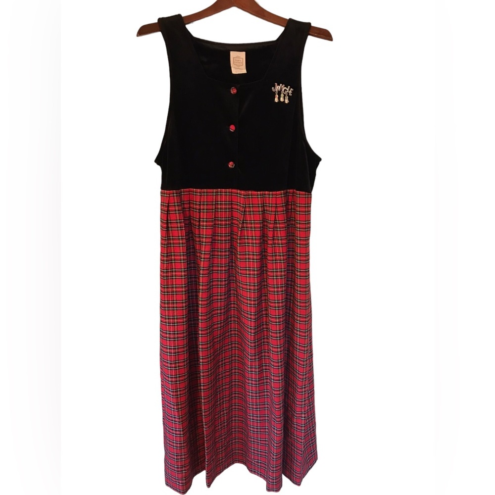 Classic Christmas Dress Black Velvet Sleeveless Top Red Holiday Plaid MaxiSkirt